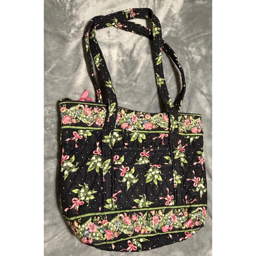 Vera Bradley Vintage Tote Bag in Pattern New Hope